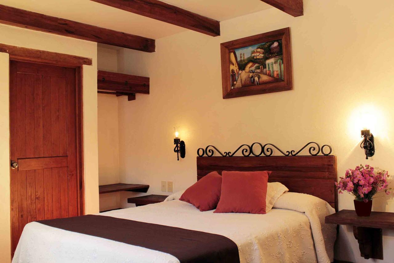 Hotel Posada Real טפאלפה מראה חיצוני תמונה