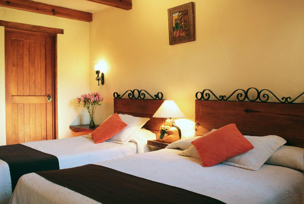 Hotel Posada Real טפאלפה מראה חיצוני תמונה